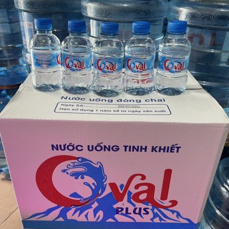 Nước suối chai nhỏ Oval Plus 250ml